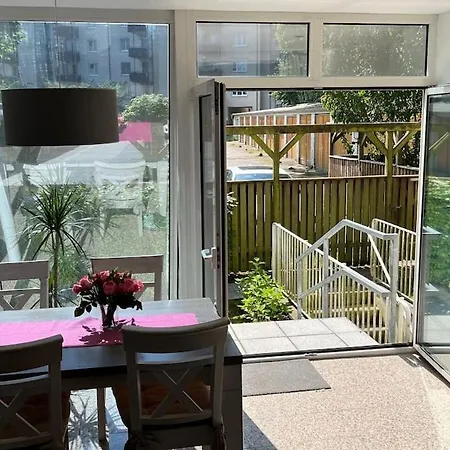 Beliebte Lage Mit Stellplatz 11kw Type2 קיל